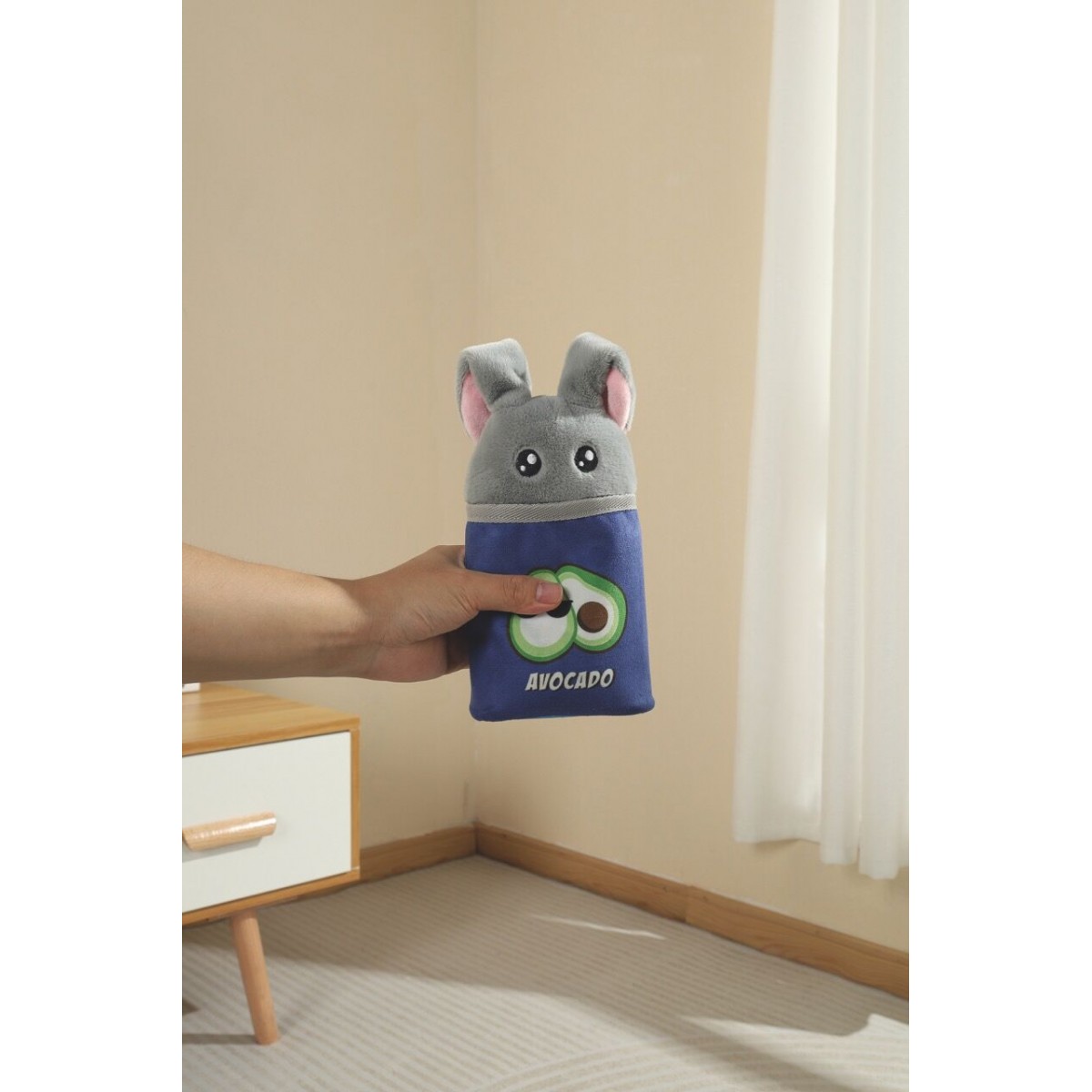 M-Pets Roger Snack Attack Ödül Hazneli Peluş Köpek Oyuncağı 11.7x5x23.5 Cm